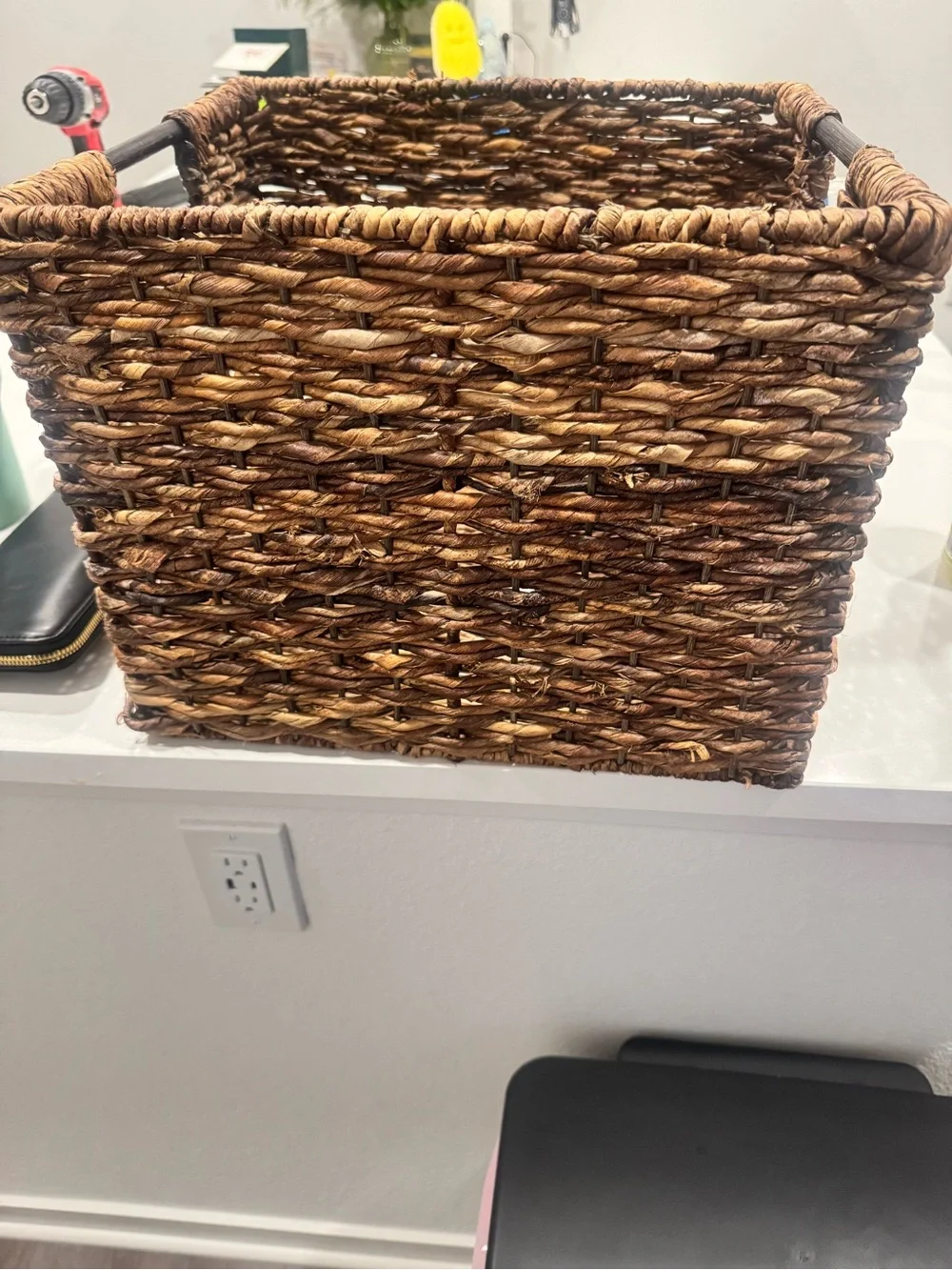 N/A woven storage